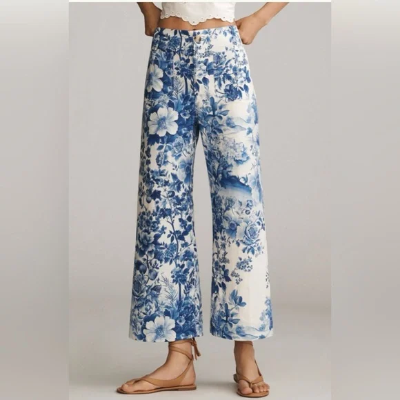 Maeve Blue Floral Cropped Pants - Picture 4 of 11